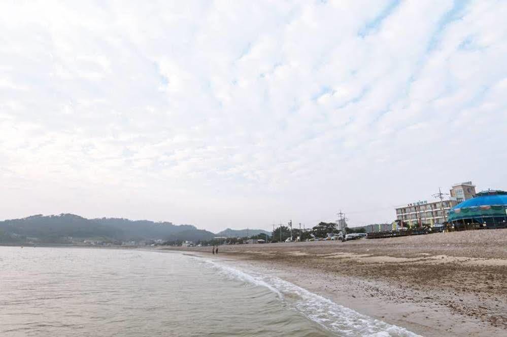 Ocean Beach Hotel Taean Exterior foto